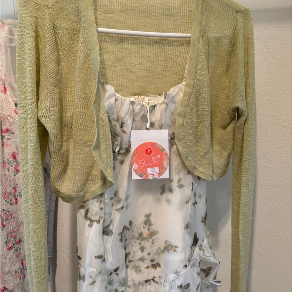 NWT floral green asymmetrical dress with cardigan - Picture 4 of 4